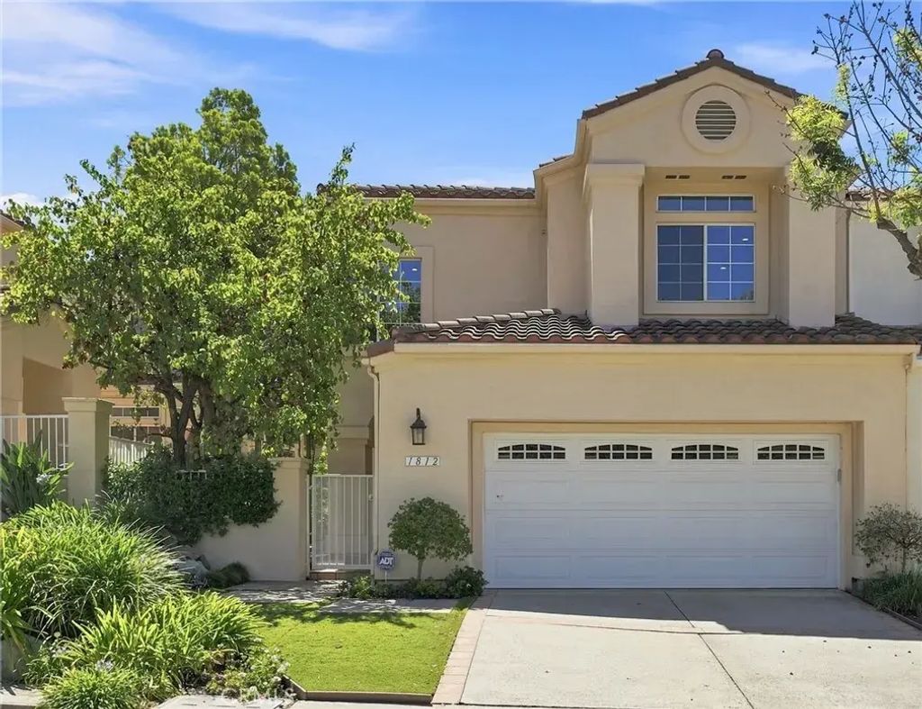 1812 Calle Suenos, Glendale