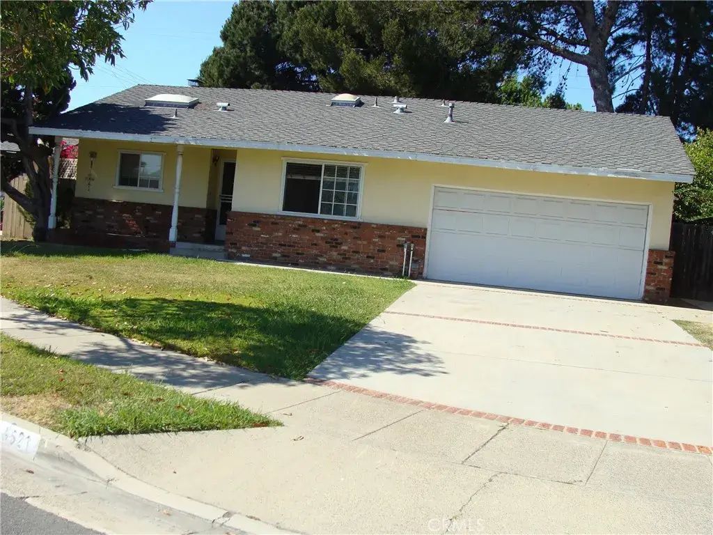 8521 Merle, Huntington Beach