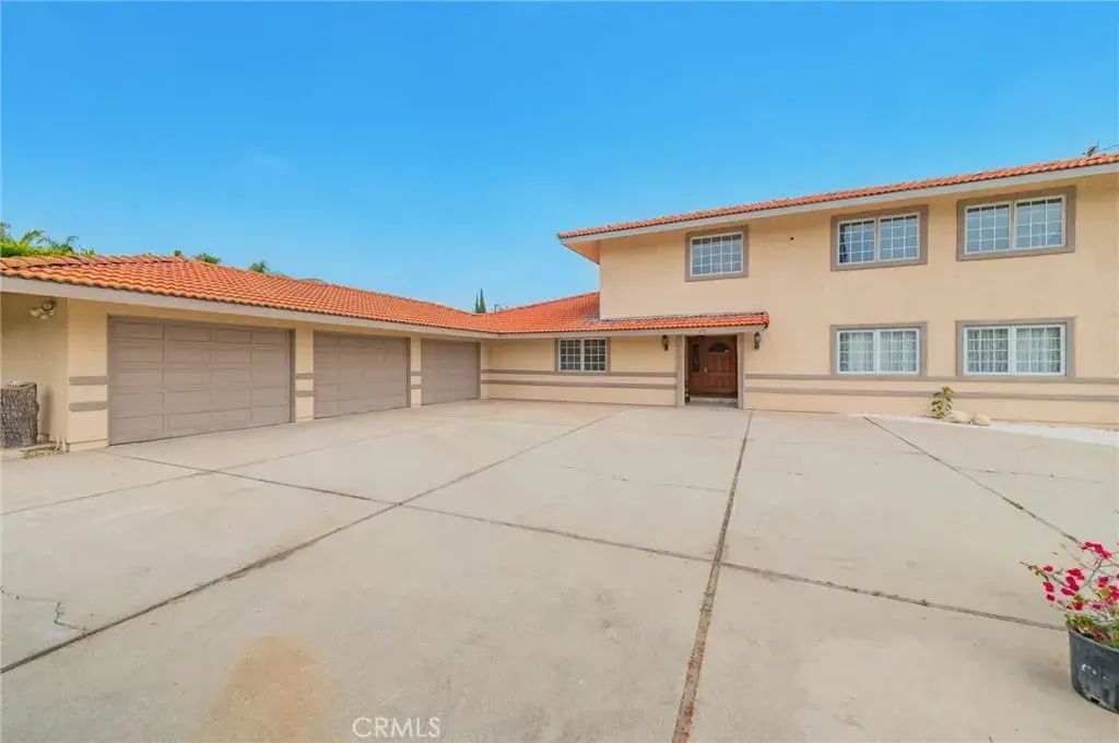 1855 Turnbull Canyon, Hacienda Heights