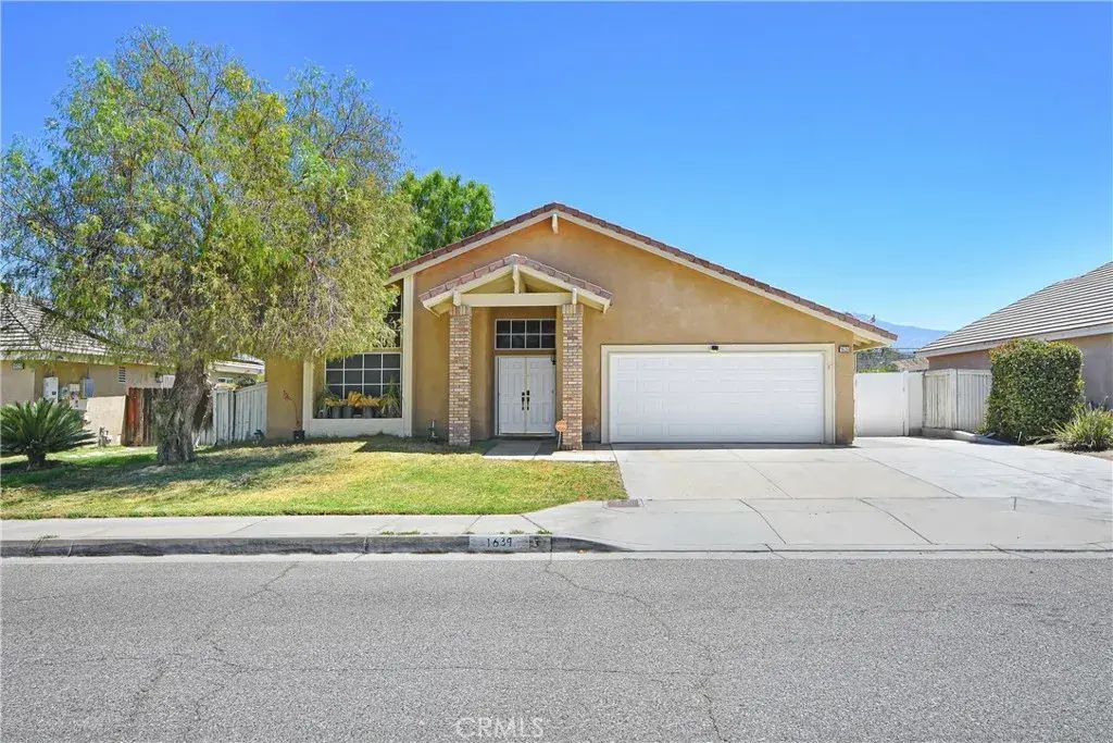 1639 Apapas, San Jacinto