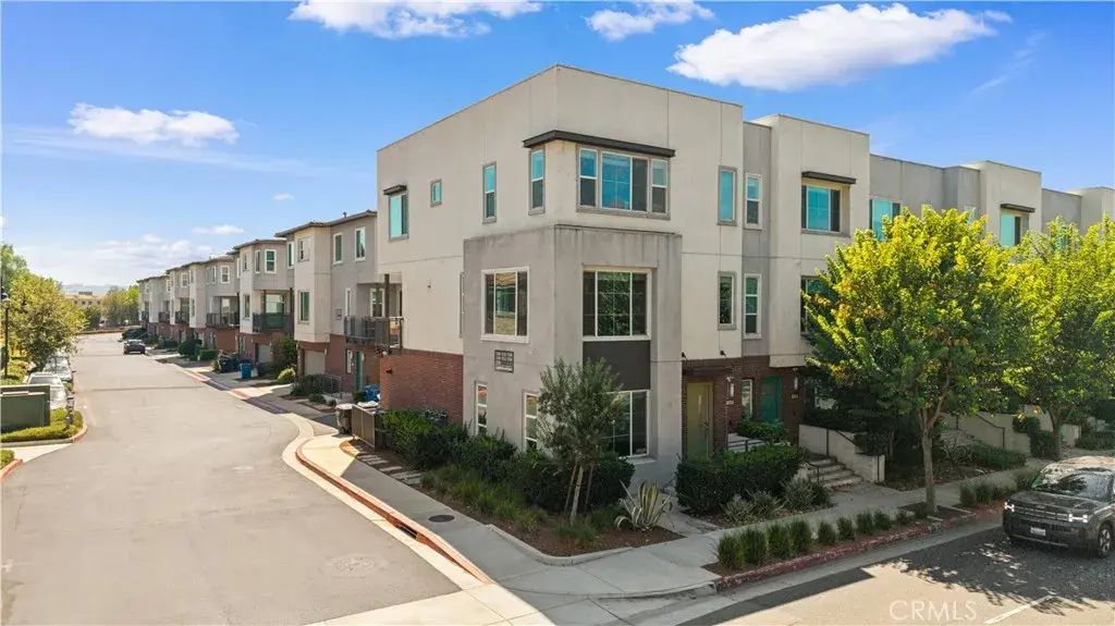 1530 W Cameron, West Covina
