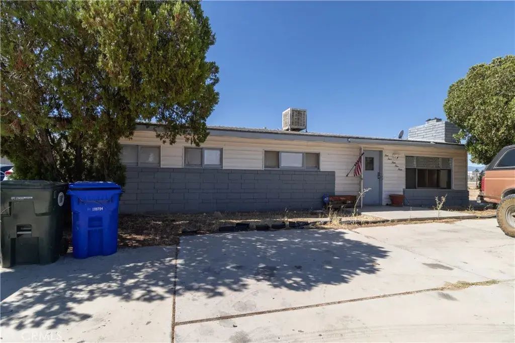 14919 Anacapa, Victorville