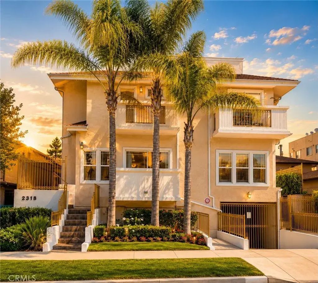2318 N Fairview Street 101, Burbank