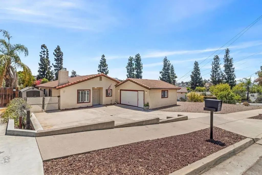 7979 Shir Mar Place, El Cajon