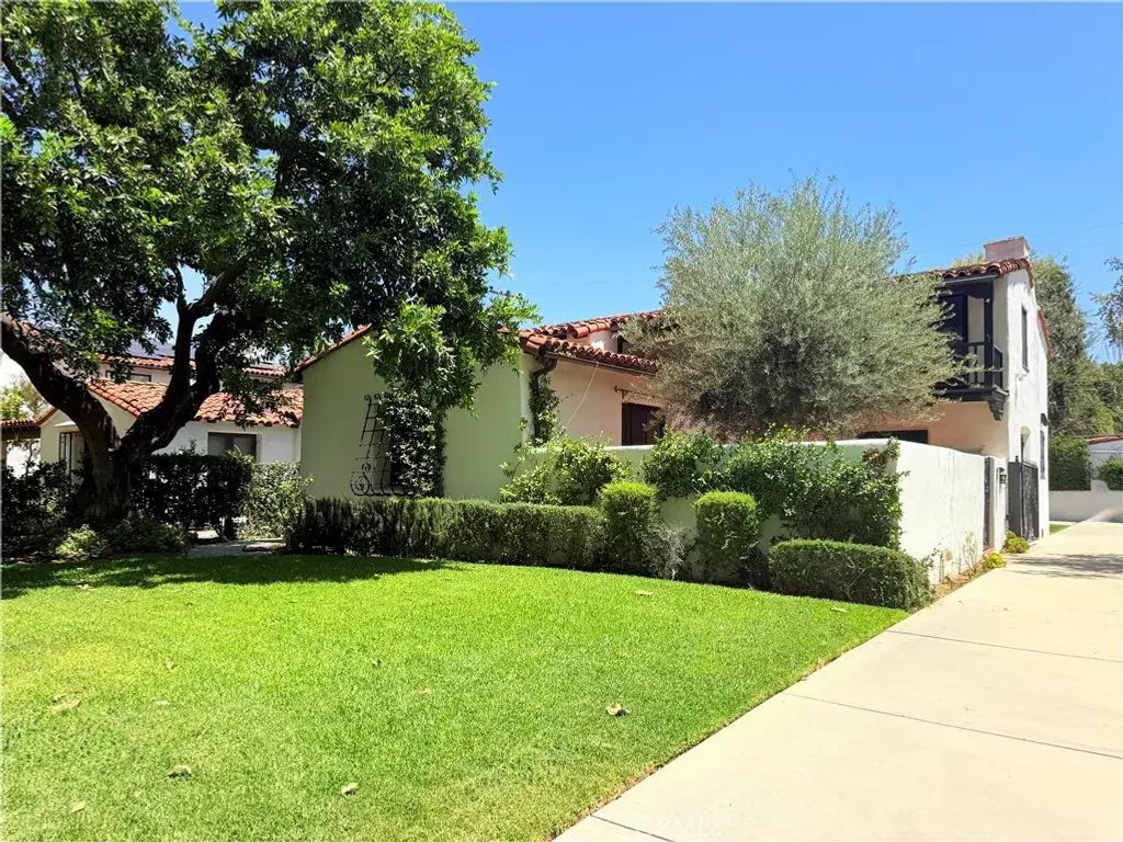 580 S Berkeley Avenue, San Marino