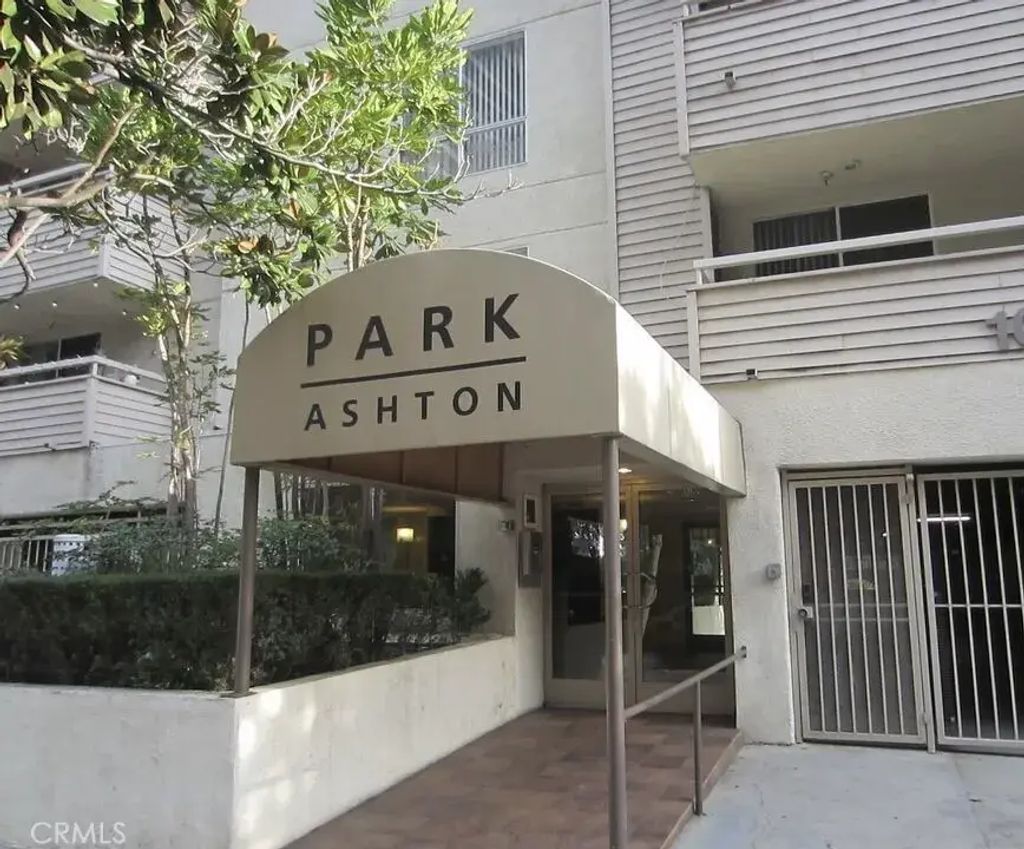 10960 Ashton Way 303, Los Angeles