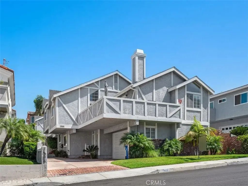 1805 Carnegie Lane 3, Redondo Beach