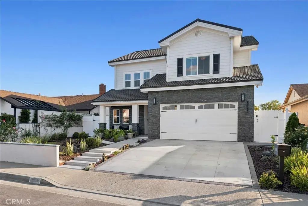 4652 Charnock, Irvine