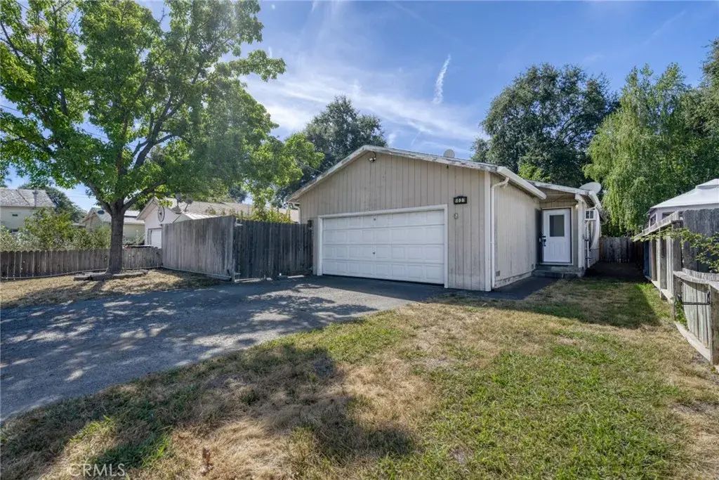 1021 2nd Street, Lakeport