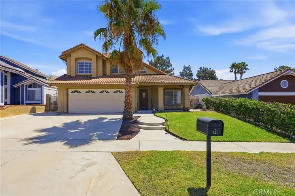 421 Yellowstone, Corona