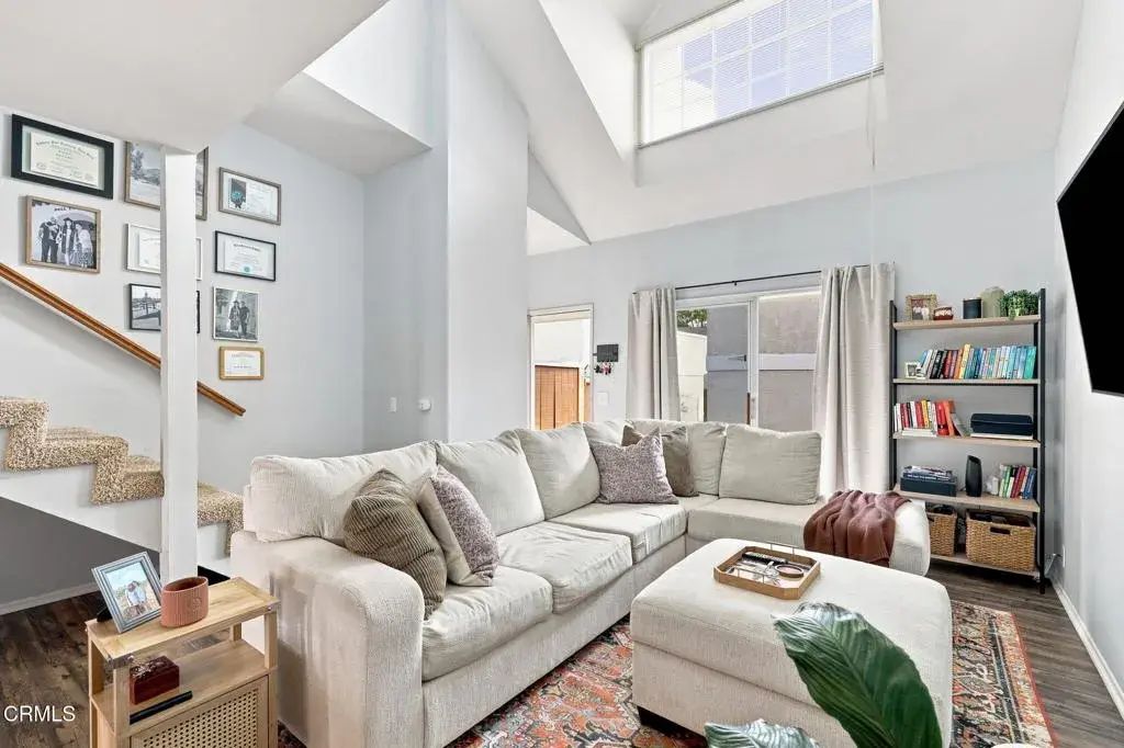 1207 Chelan Lane, Ventura