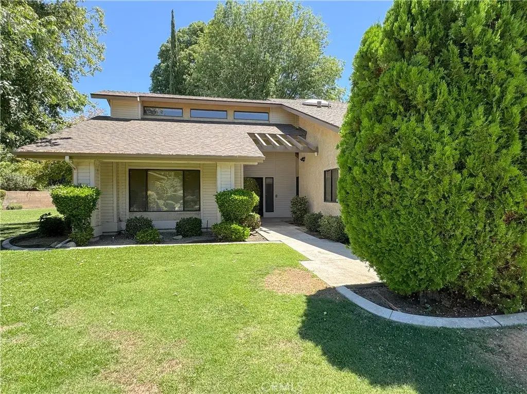 2200 El Portal Drive 9, Bakersfield