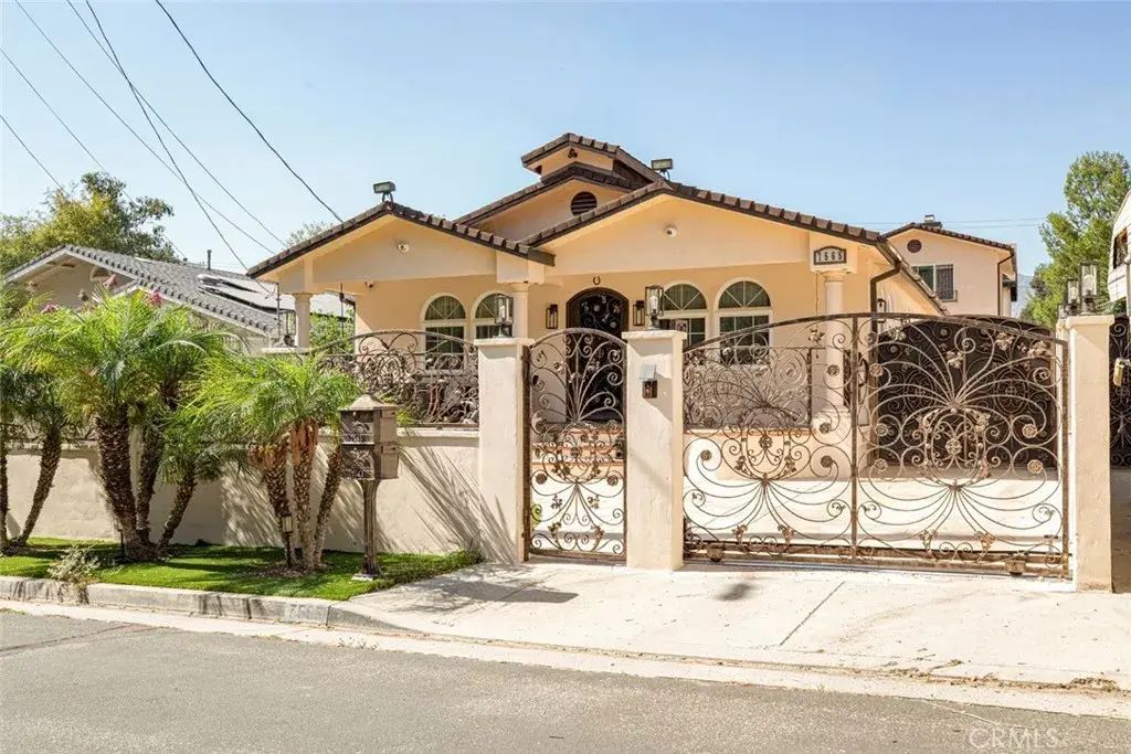 7565 Mcgroarty Street, Tujunga