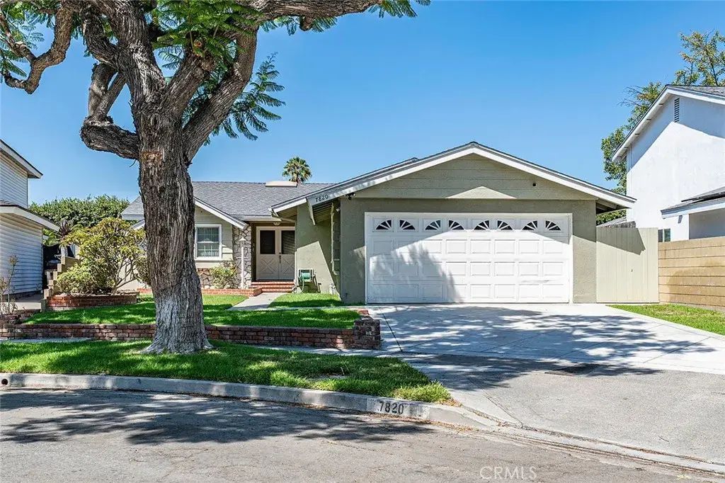7820 E Ritchie Street, Long Beach