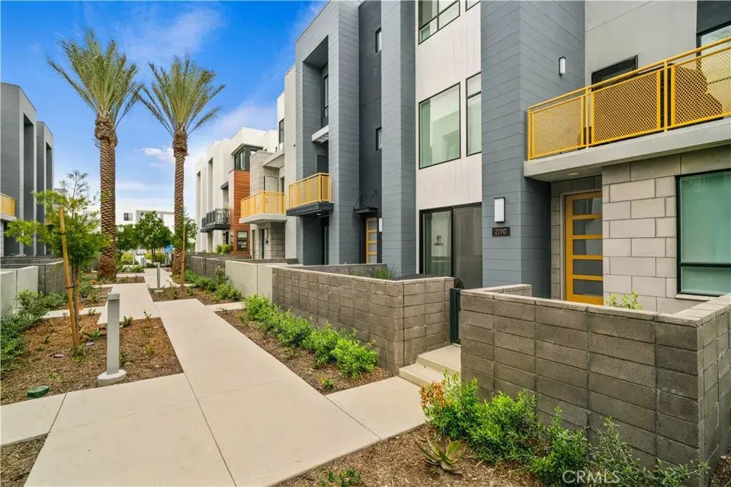 2186 Skylar Place, Tustin