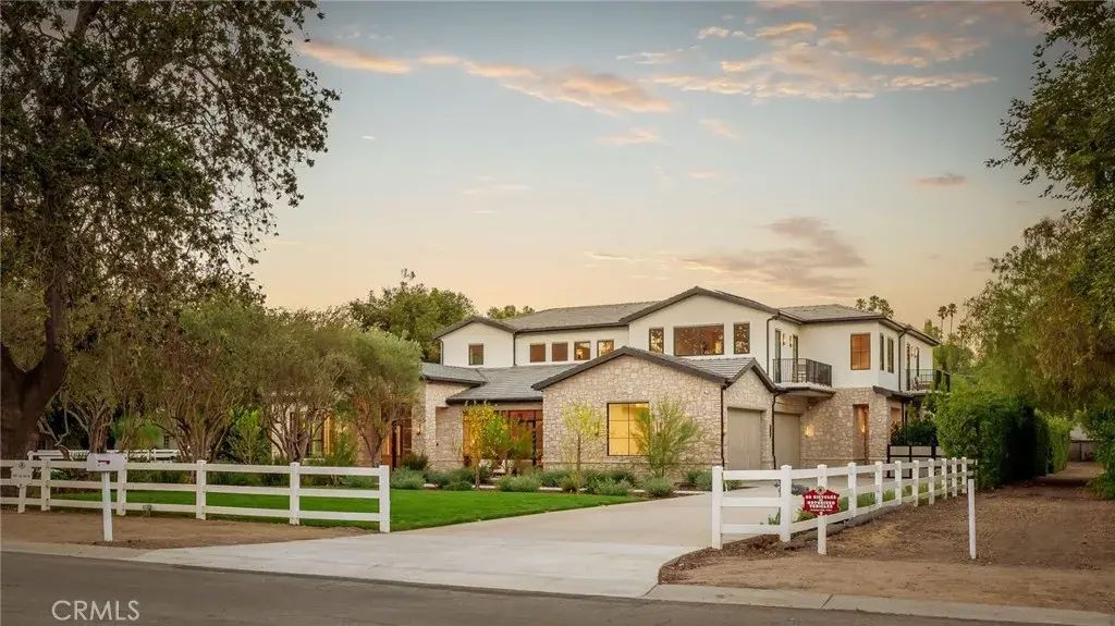 23661 Long Valley Road, Hidden Hills