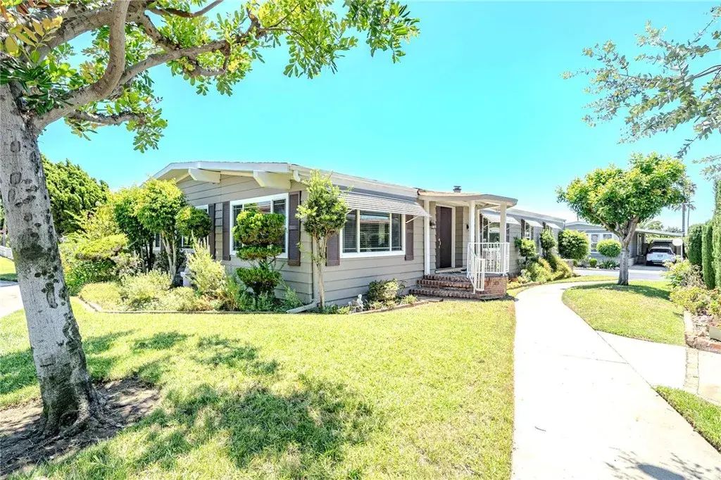 14035 Lake Glen Drive 66, La Mirada