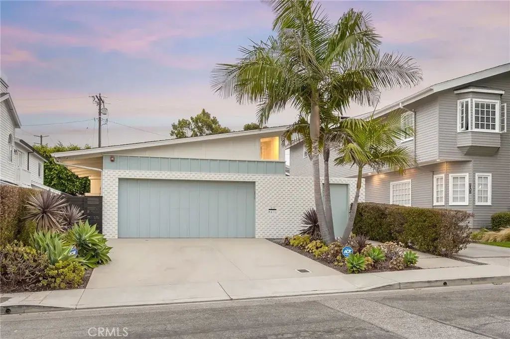 2412 John Street, Manhattan Beach