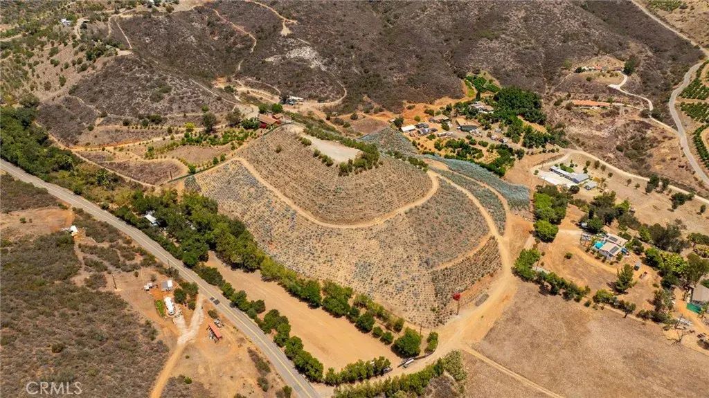 35775 Rice Canyon, Fallbrook