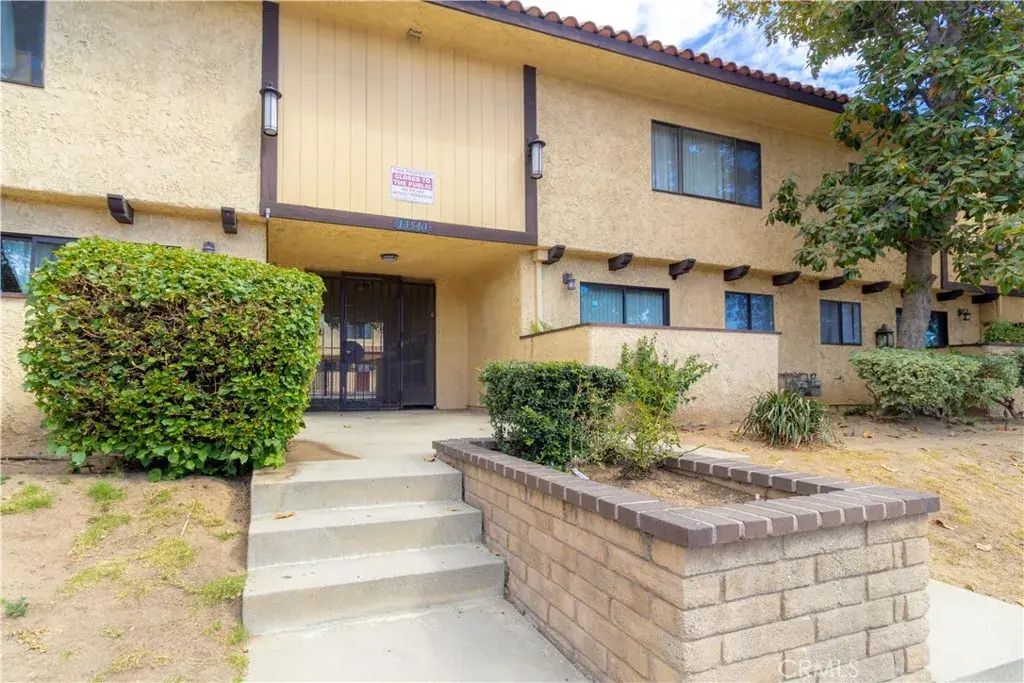 13540 Hubbard 26, Los Angeles