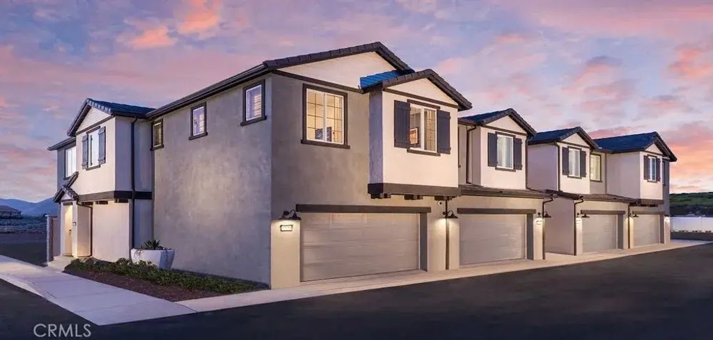 32682 Ventura Lane, Winchester
