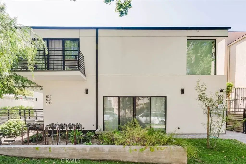 536 E San Jose Avenue, Burbank