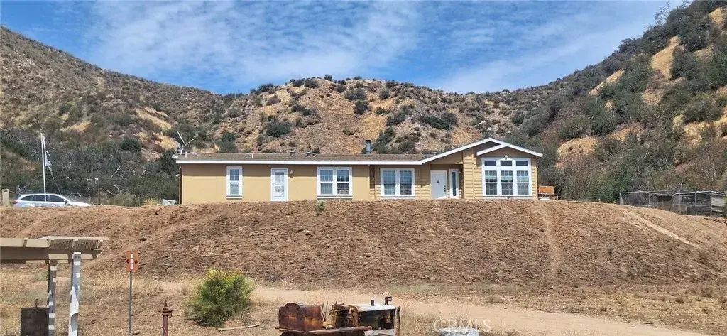 9895 Mias Canyon, Banning