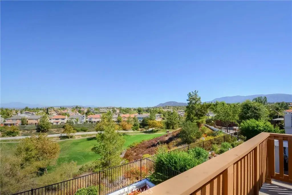 45316 Saint Tisbury, Temecula