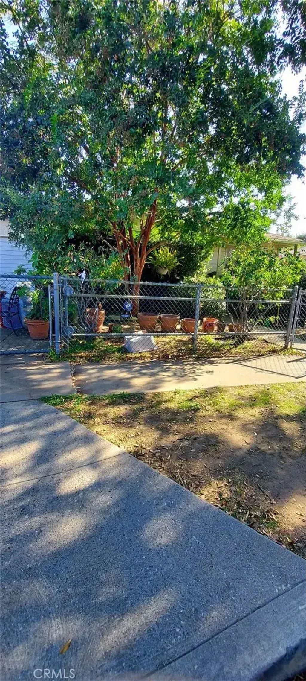 14210 Lorne, Los Angeles