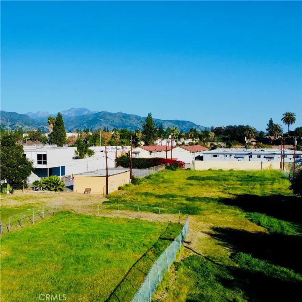 518 E Foothill, Azusa