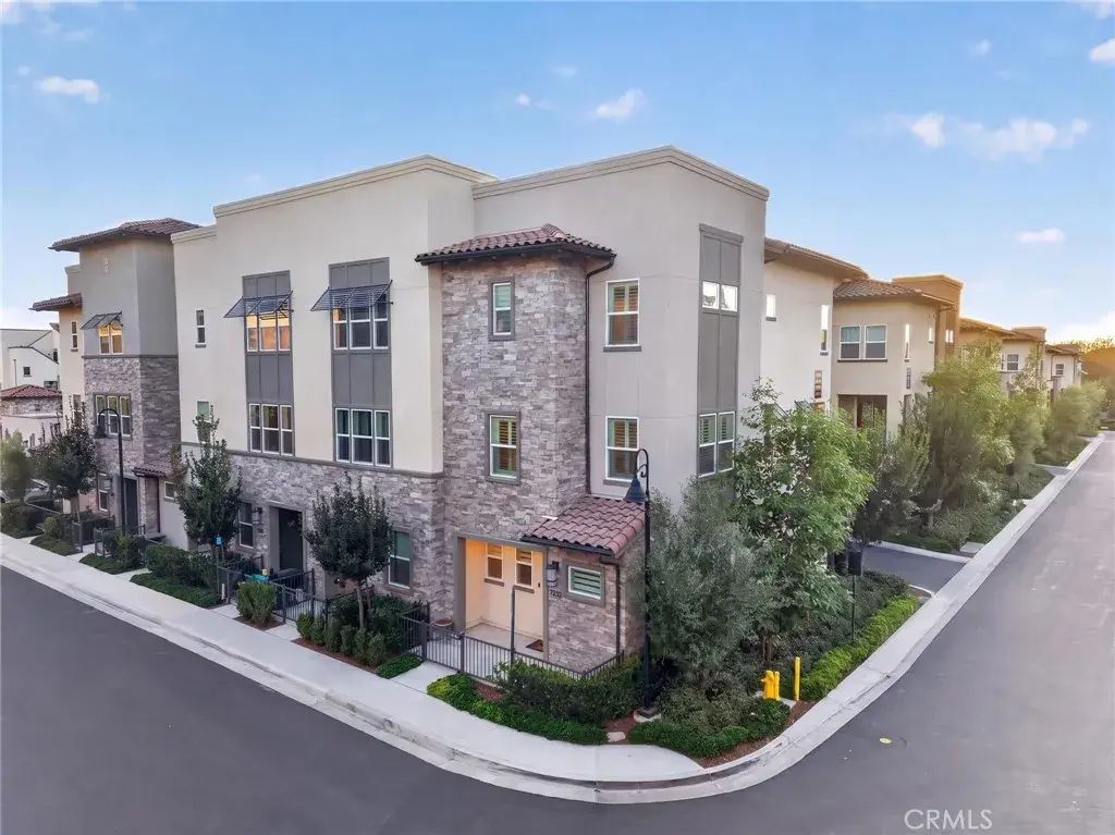 169 Hideaway Loop, Mission Viejo