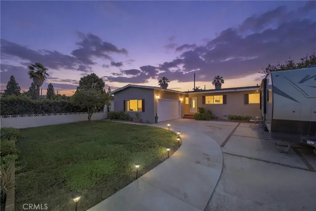 1853 Garland, Pomona
