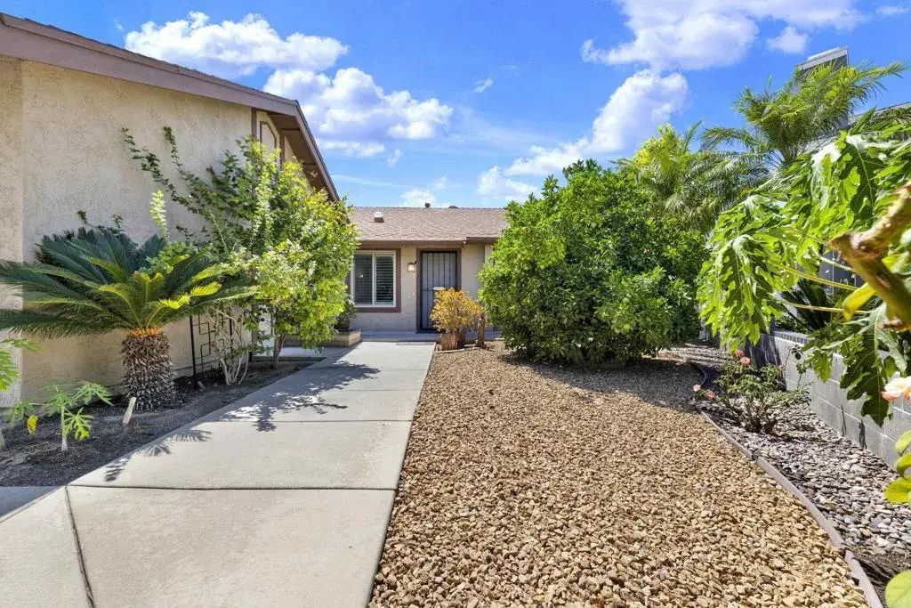 10510 Share Court, Santee