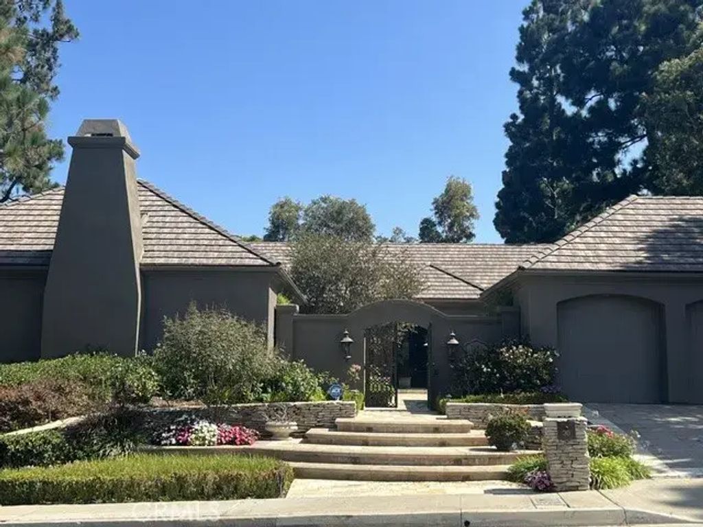 30 Burning Tree Lane, Newport Beach