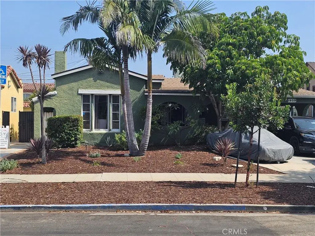 1939 W 79th, Los Angeles