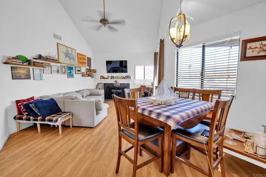 2906 Elm Tree Court, Spring Valley