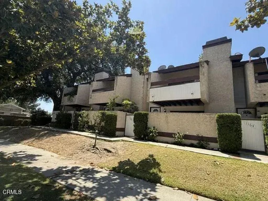 1168 Corson Street, Pasadena