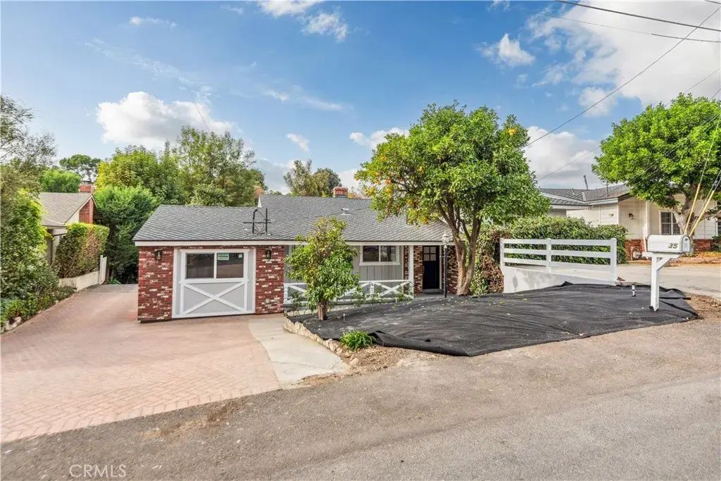 35 Buckskin Lane, Rolling Hills Estates