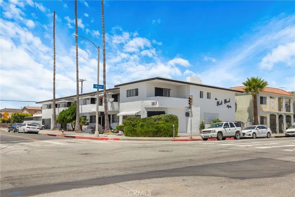 3617 W 60th Street, Los Angeles