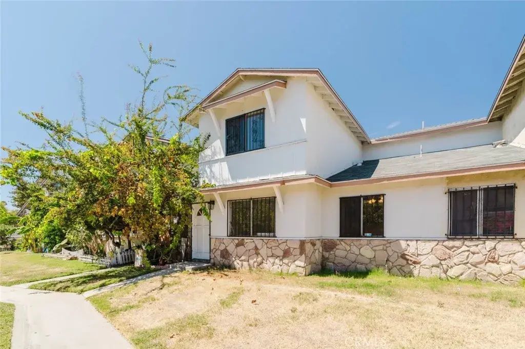 7 Fiesta Lane, Carson