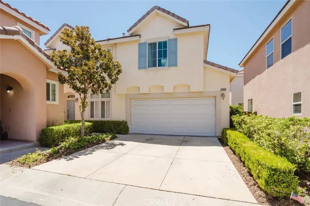 24444 Montevista Circle, Valencia