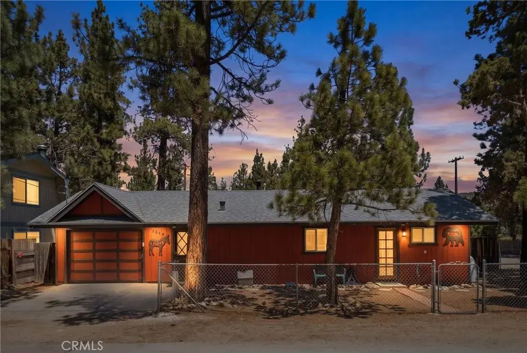 2099 4th Lane, Big Bear City