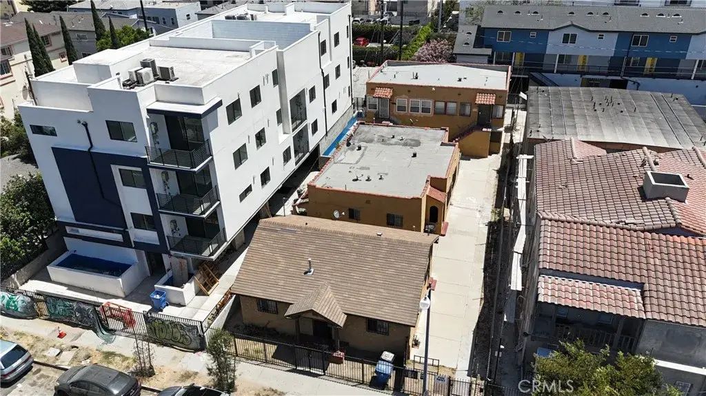 3914 S Normandie Avenue, Los Angeles
