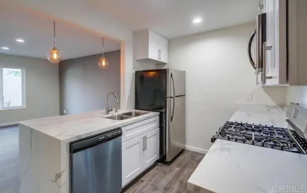343 Lansing Circle B, Escondido
