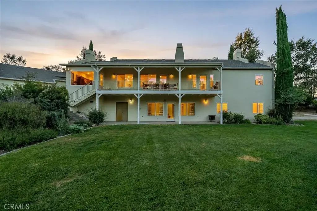 1457 Brambles Court, Templeton