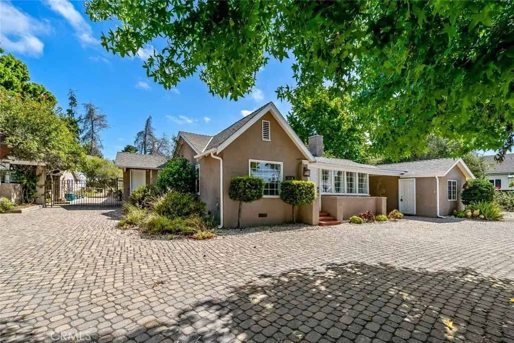1136 E Grand, Arroyo Grande