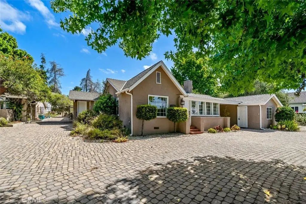 1136 E Grand, Arroyo Grande