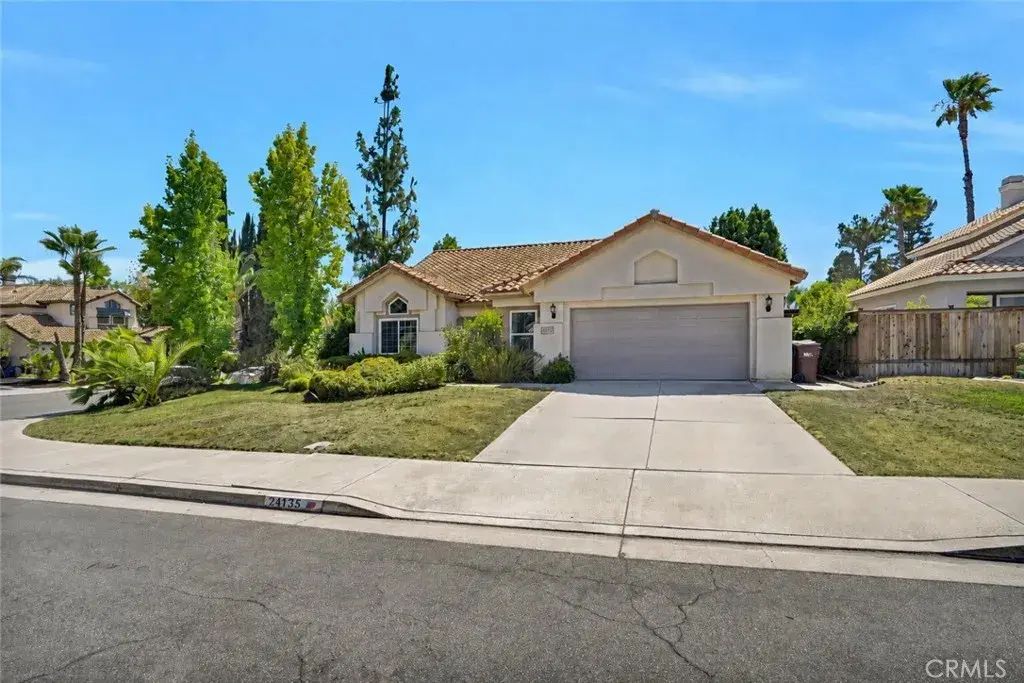 24135 Huntridge, Murrieta