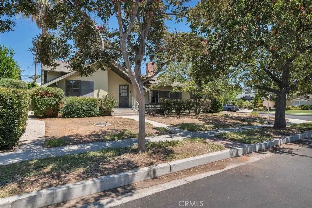23635 Bessemer Street, Woodland Hills