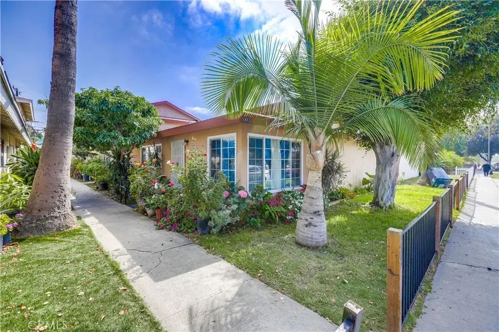 1813 Cedar, Santa Ana
